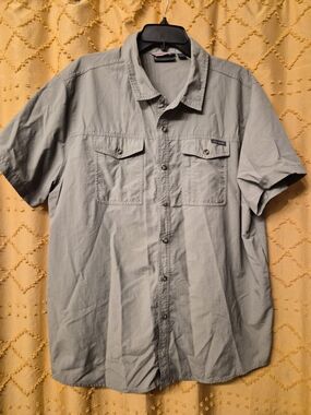 Free Country Gray Short-Sleeve Button-Down Shirt